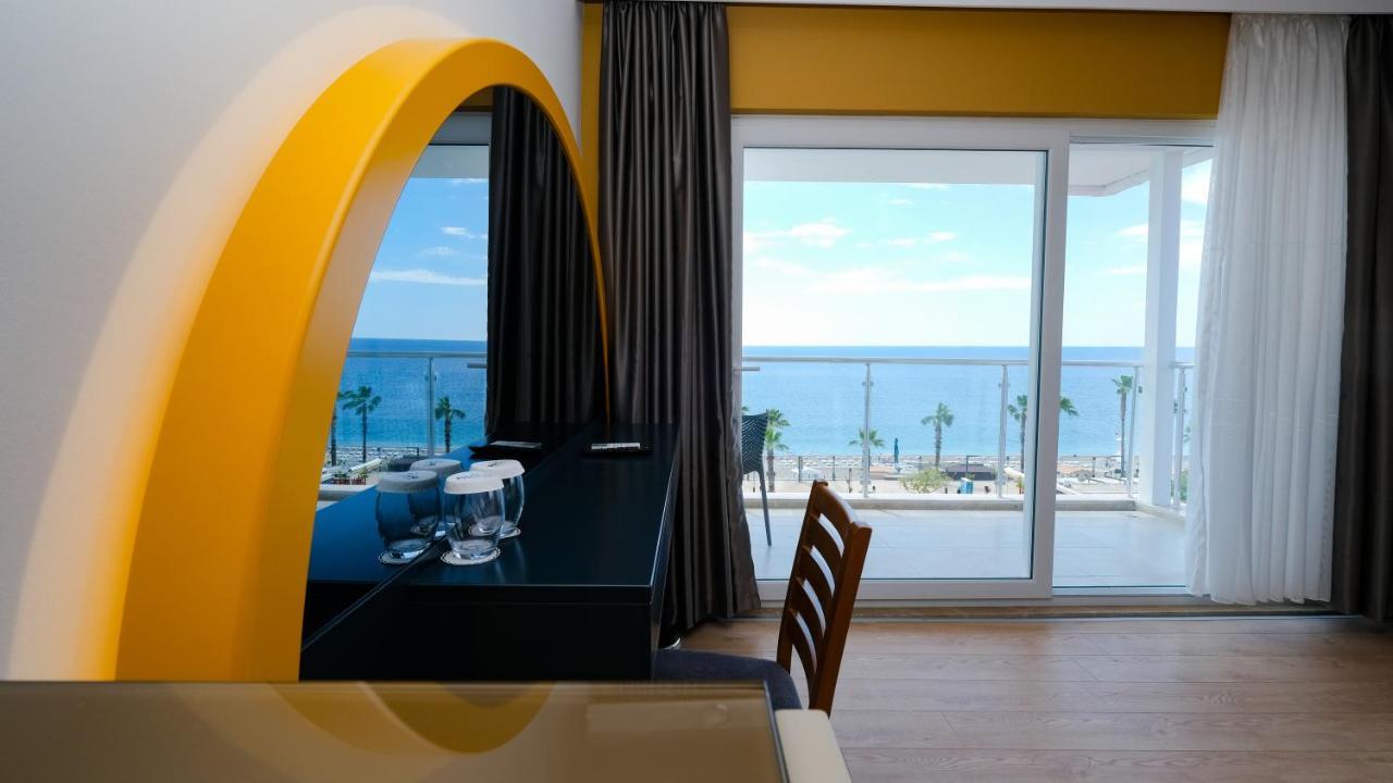 Pacco Sea&City Hotel Spa Antalia Esterno foto
