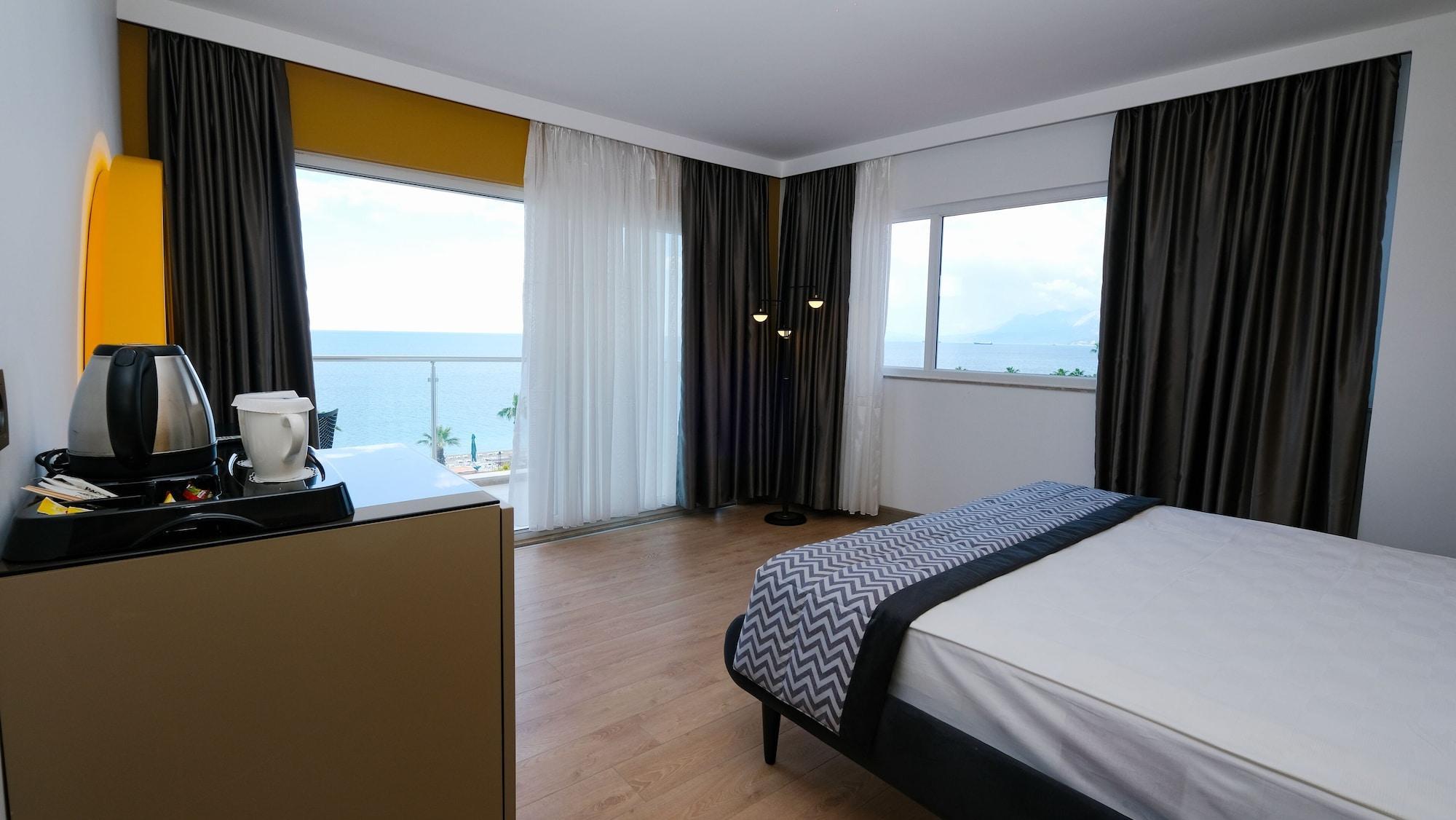Pacco Sea&City Hotel Spa Antalia Esterno foto