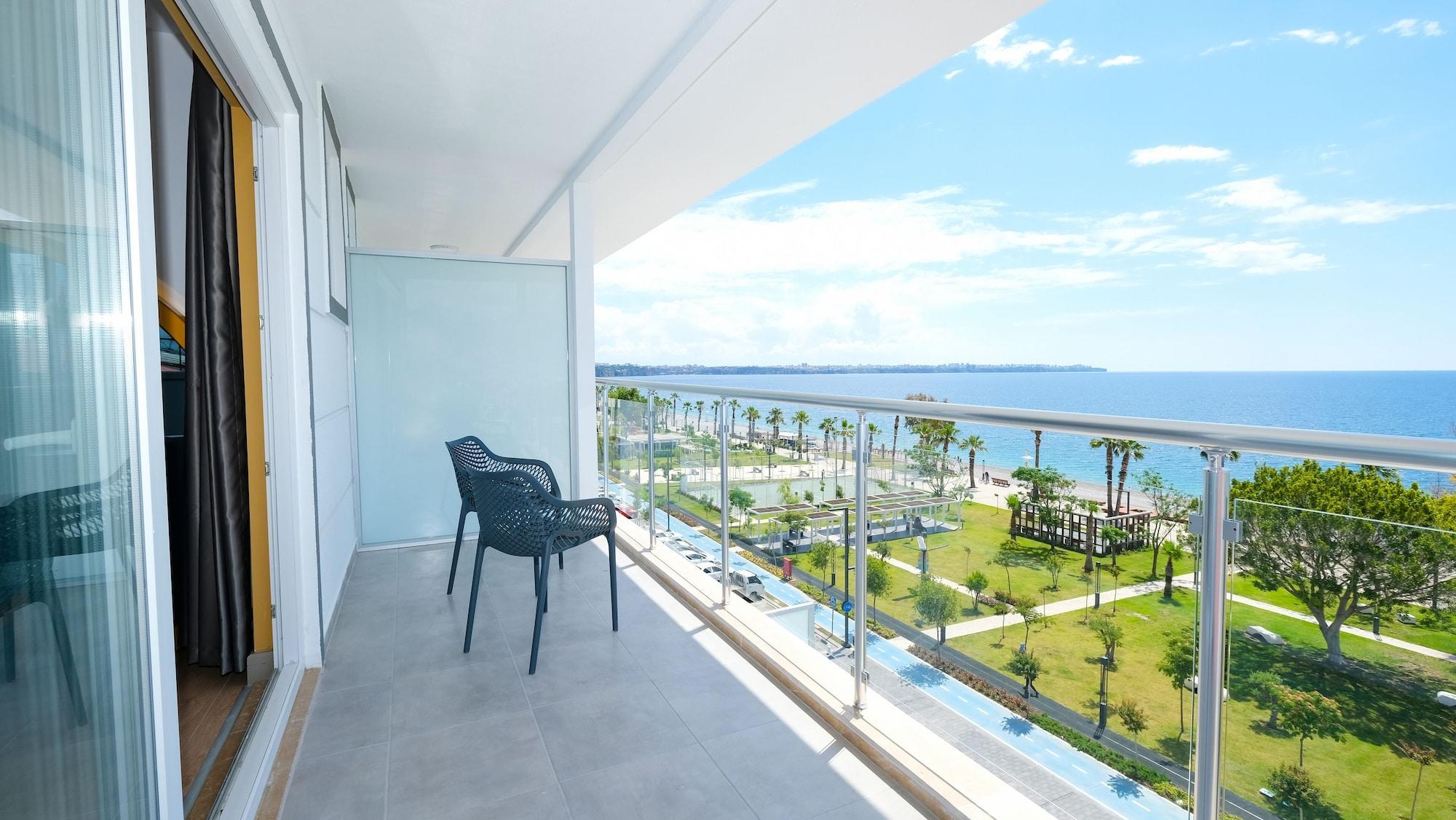 Pacco Sea&City Hotel Spa Antalia Esterno foto