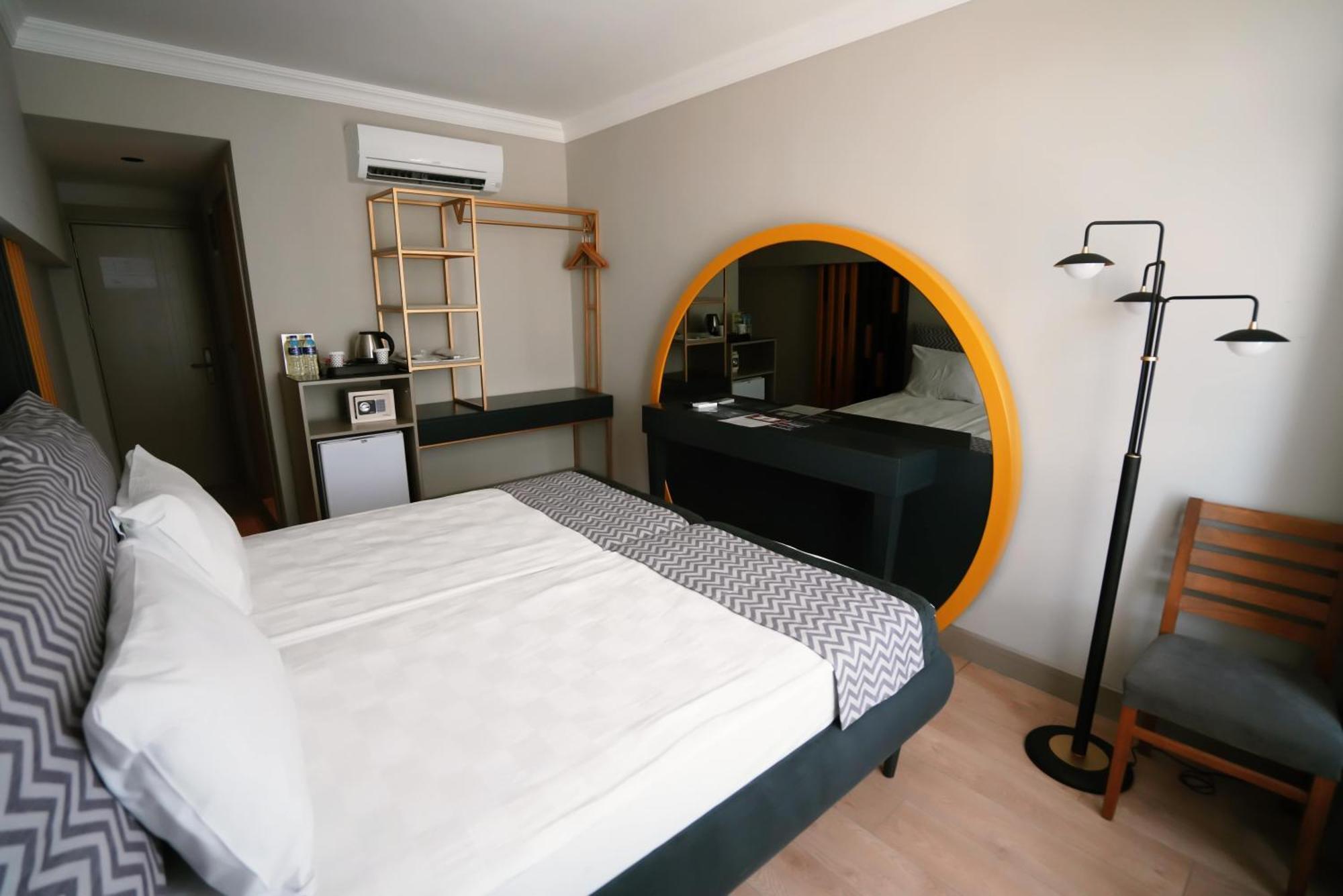 Pacco Sea&City Hotel Spa Antalia Esterno foto