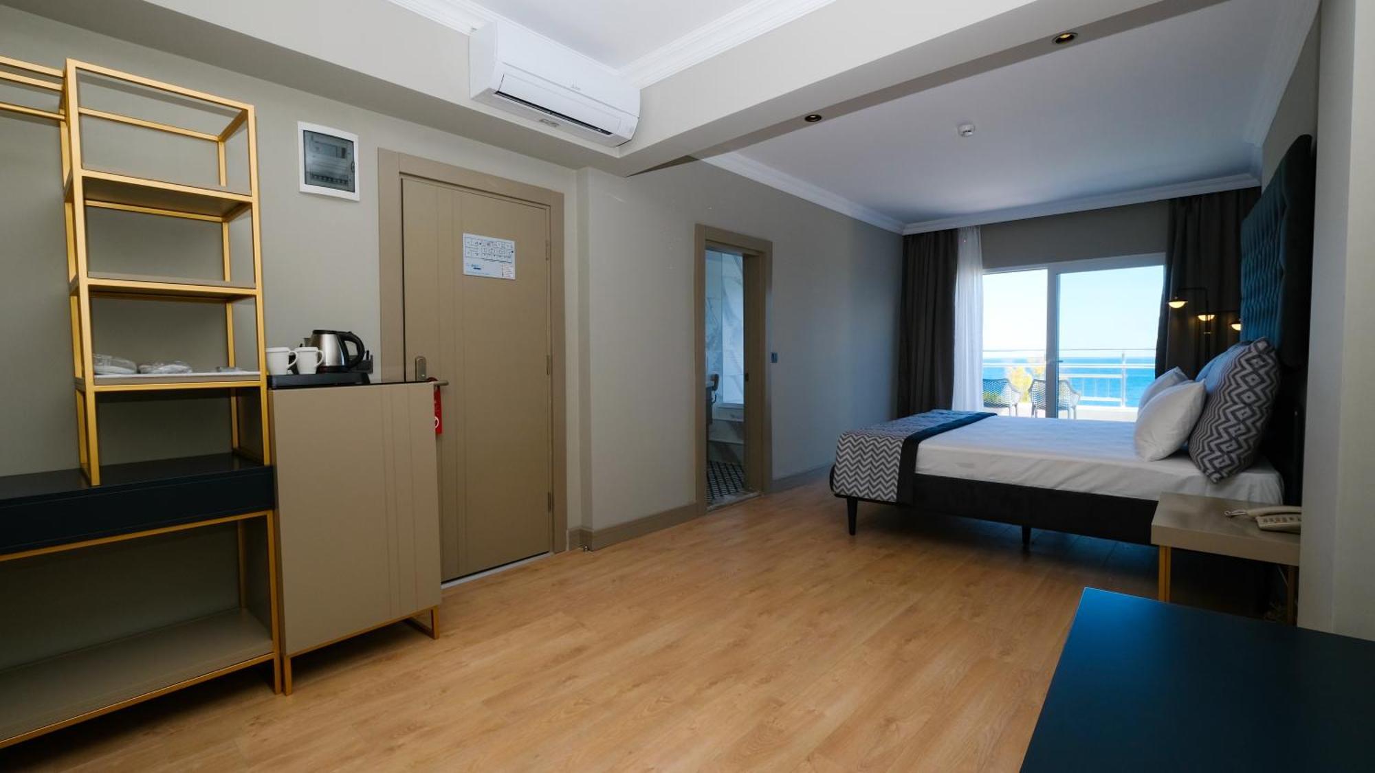 Pacco Sea&City Hotel Spa Antalia Esterno foto